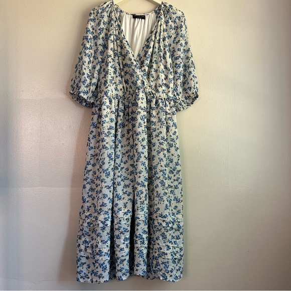 Lane Bryant Dresses & Skirts - Floral Dress